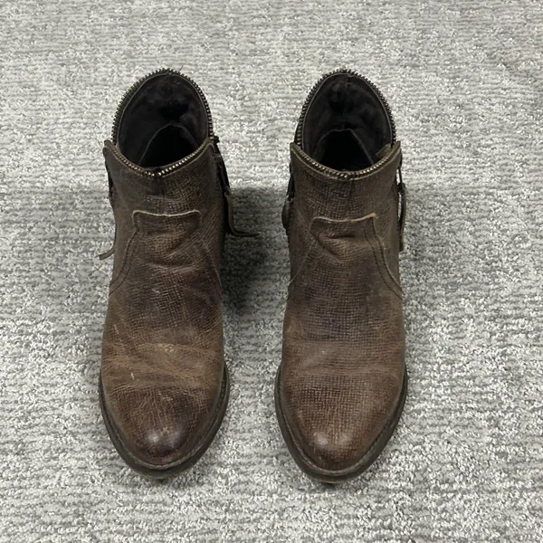 Circle G Corral Fringe Ankle Boots Womens 6 Distressed Leather Western Booties - Image 4