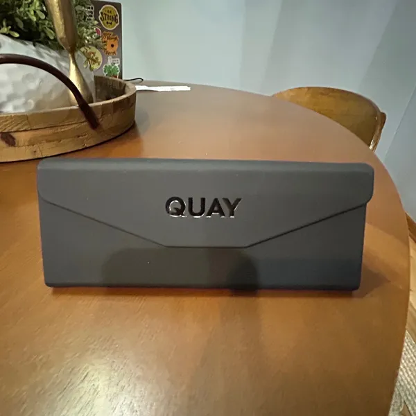 Quay By the Way Oversized Cat Eye Sunglasses Cream Beige Gold Hardware with Case - Image 2