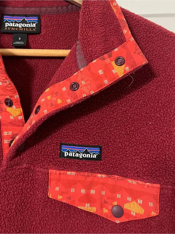 Patagonia Women’s Synchilla Lightweight Snap-T Pullover Arrow Red Aztec Small - Image 4