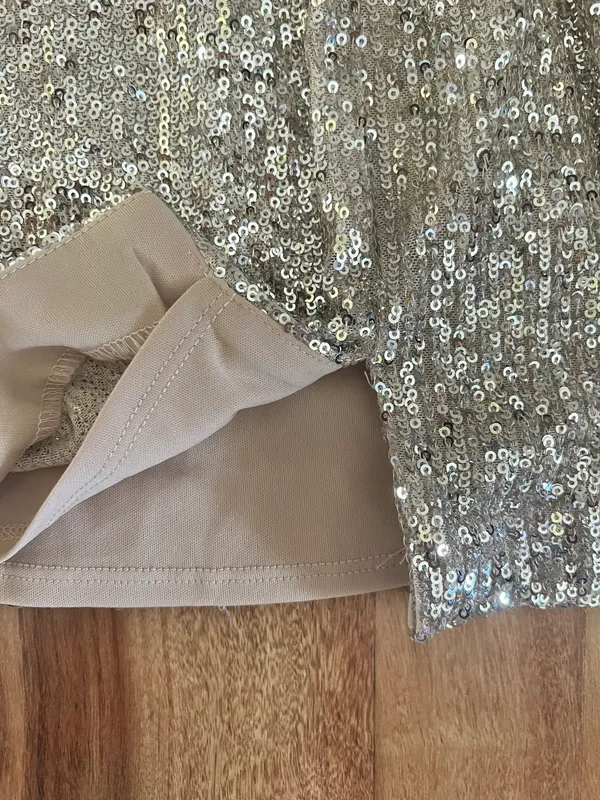 Sequin Mini Skirt Gold Size S - NWT - Image 2