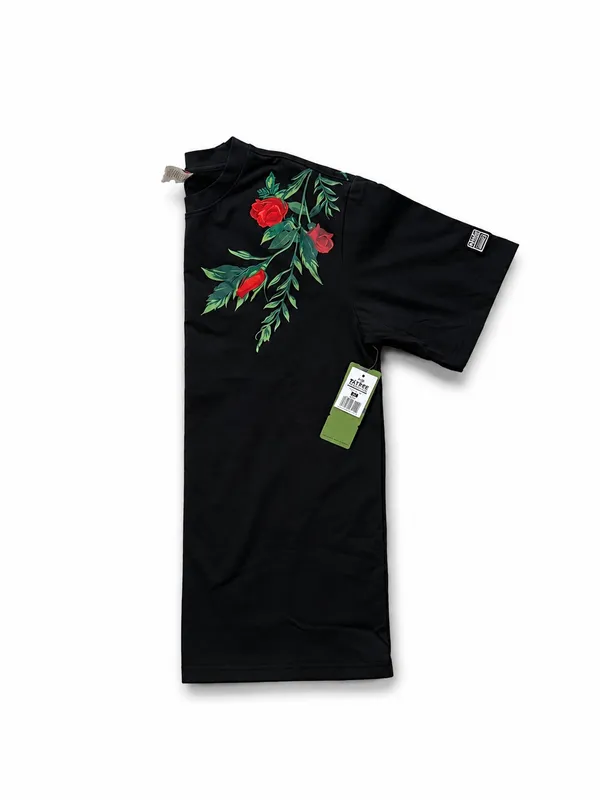 Hype Market Black Floral Rose Graphic T-Shirt Size M - Image 3