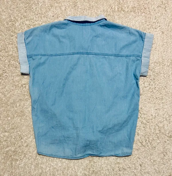 Denim Button Down w/ Tie Front. Youth XL/Women PXS - Image 5
