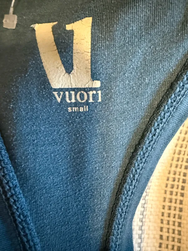 Vuori Small Performance Tank Lux Top Racerback - Image 4