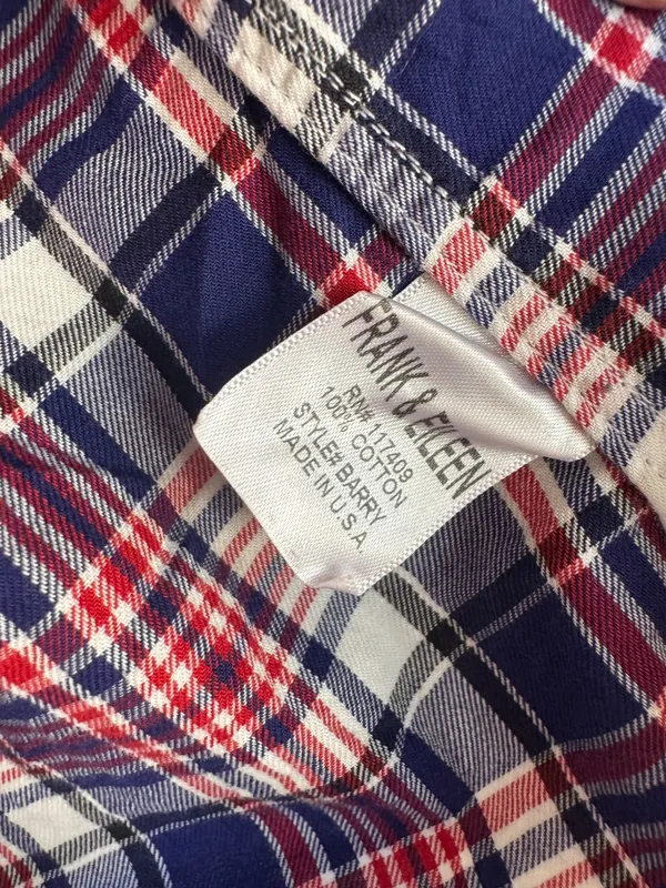 Frank & Eileen "Barry" Fitted Cotton Red/Navy Plaid Button Down Shirt  Medium - Image 6
