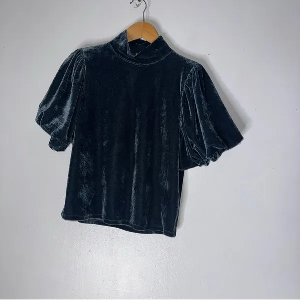 FREE PEOPLE‎ BLUE Claudia Velvet Mock Neck Women's short sleeve bohemian Top XS - Image 3