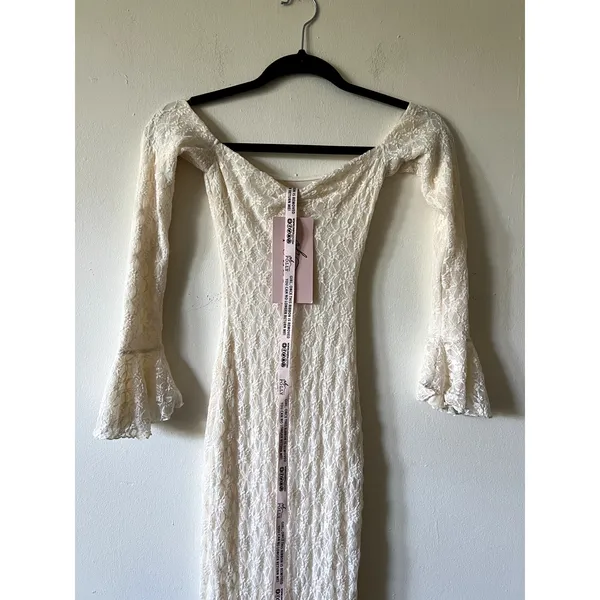 Oh Polly Verena Off-Shoulder Ruffle Lace Maxi Dress in Ivory Size XXS New - Image 7