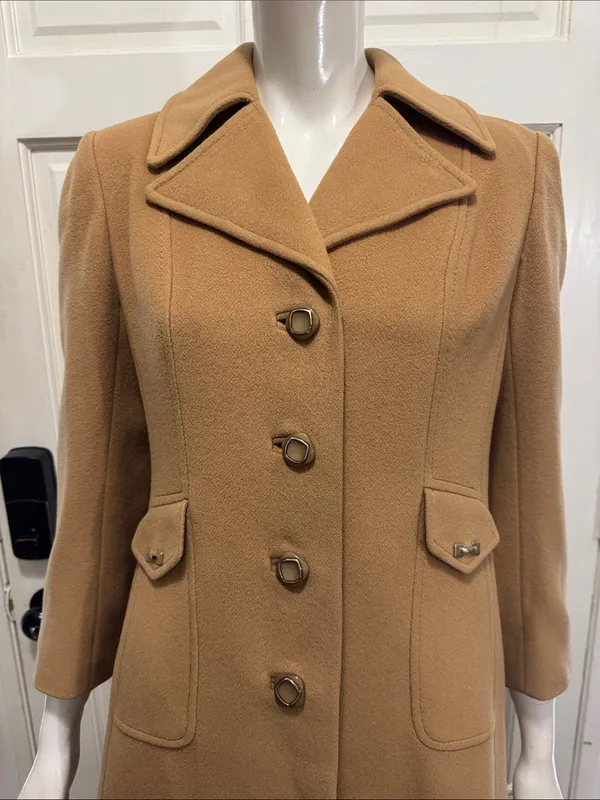 Vintage 1970s 100% Cashmere Metallic Dome Buttons Tailored A-Line Coat - Image 2