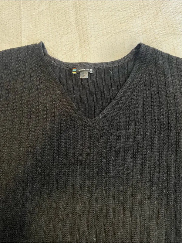 Smartwool Women's Shadow Pine V-Neck Rib Sweater in black M women - Image 6