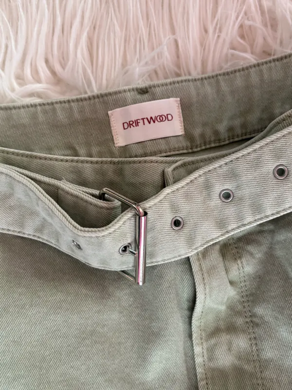 Driftwood Spencer Sage Green Barrel Leg Pants Belted Size 32 High Rise - Image 3