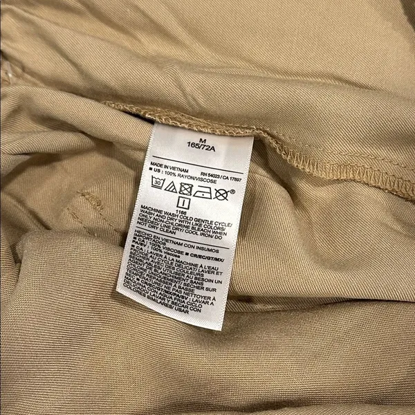 Old Navy High Waisted Playa Shorts NEW Shore Enough Medium Tan 692778 - Image 10
