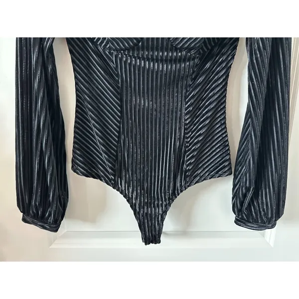 Lulus Black Cat Woman Cutout Padded Velour Striped Going Out Bodysuit Women's Sz - Image 8