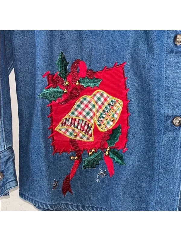 Vintage Jean Shirt Denim Shirt Holiday Embroidery Christmas Cottagecore 90s - Image 3