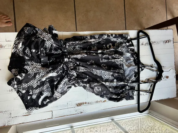 black and white lace print romper - Image 11