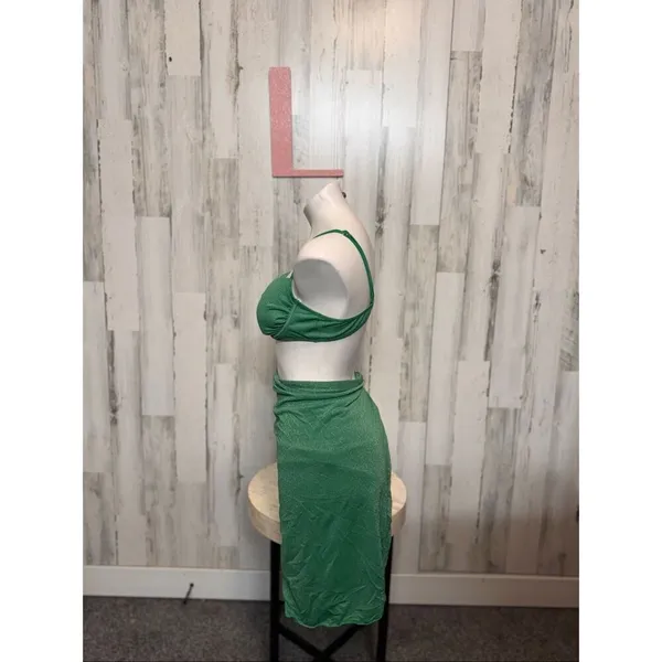 Green Sparkle 3-Piece Bikini Set Women’s Size L | Ruched Top + Bottoms + Sarong - Image 3