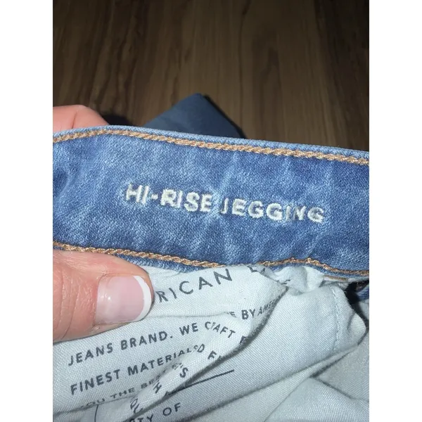 American Eagle Women's 8 Short Regular Hi‎ Rise Jegging Super Stretch Distressed - Image 6