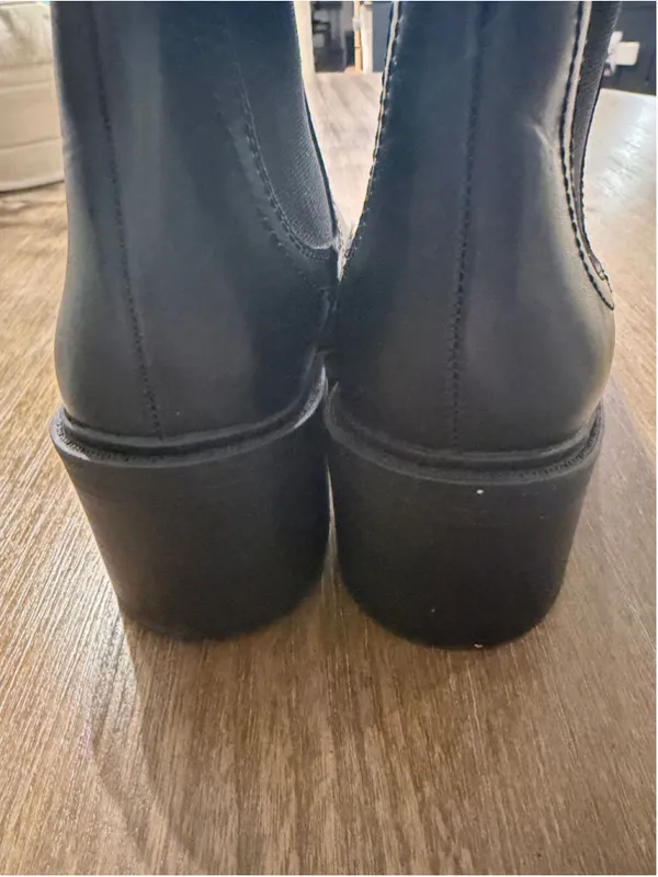 Black Loren Ankle Boots Size 6.5 J.F. J. Fear - Image 9