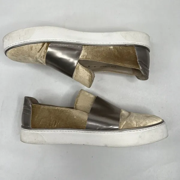 Stuart Weitzman Sz 9 The Boyband Gold Gilt Pane Velvet Slip Sneaker Shoe Women's - Image 5