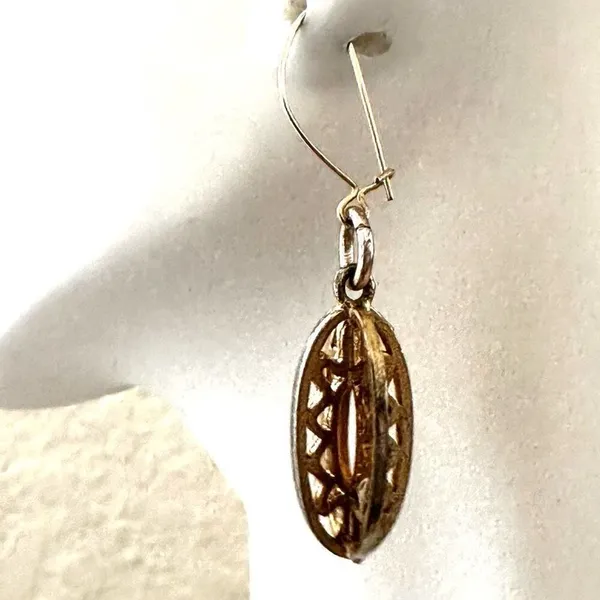 Gold tone vintage drop earrings - Image 2