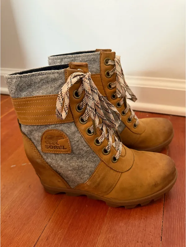Sorel Lexi Wedge Boots Women’s Size 8 - Image 2