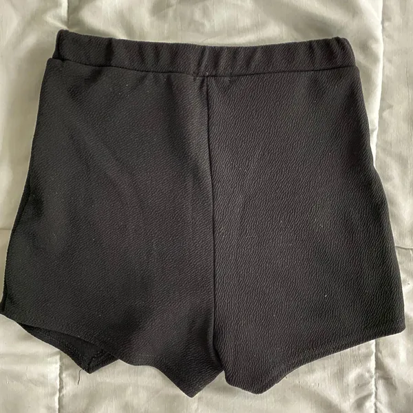 Boohoo Black Envelope Skort - Image 5