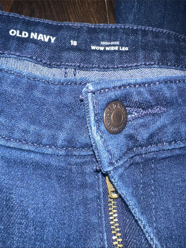 Old navy size 18 High rise wow wide leg jeans - Image 4