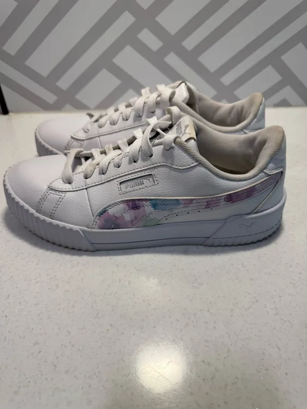 Adidas Shoes White - Image 3