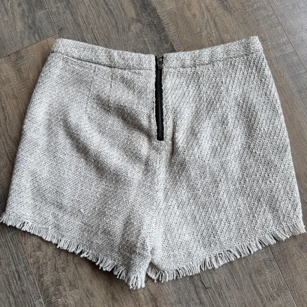 Free People‎ Cream Off-White Tweed Shorts Frayed Hem High Waist Women's Size 6 - Image 2