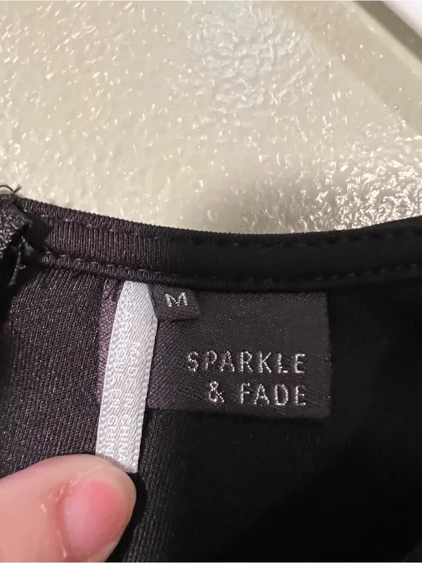 Sparkle & Fade Women's Size Medium Laser Cut Crop Top Black Zip Back High Neck - Image 8