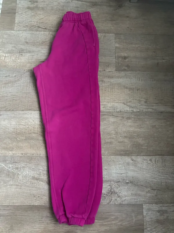 Lululemon Scuba Mid-Rise Oversized Jogger in Ripened Raspberry in Sz XXS - Image 5