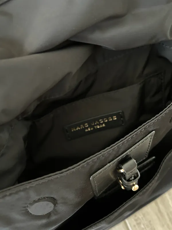 Marc Jacobs Crossbody Snapshot Bag - Image 11