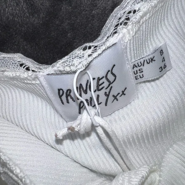 Princess Polly Alexi Top in White Size 4 New with tag - Image 9