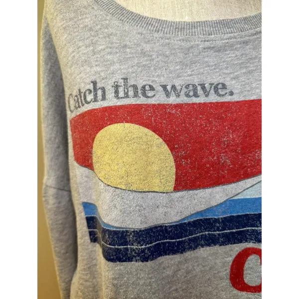 Coca Cola Catch The Wave Crewneck Long Sleeve Raw Hem Sweatshirt Size XL - Image 12