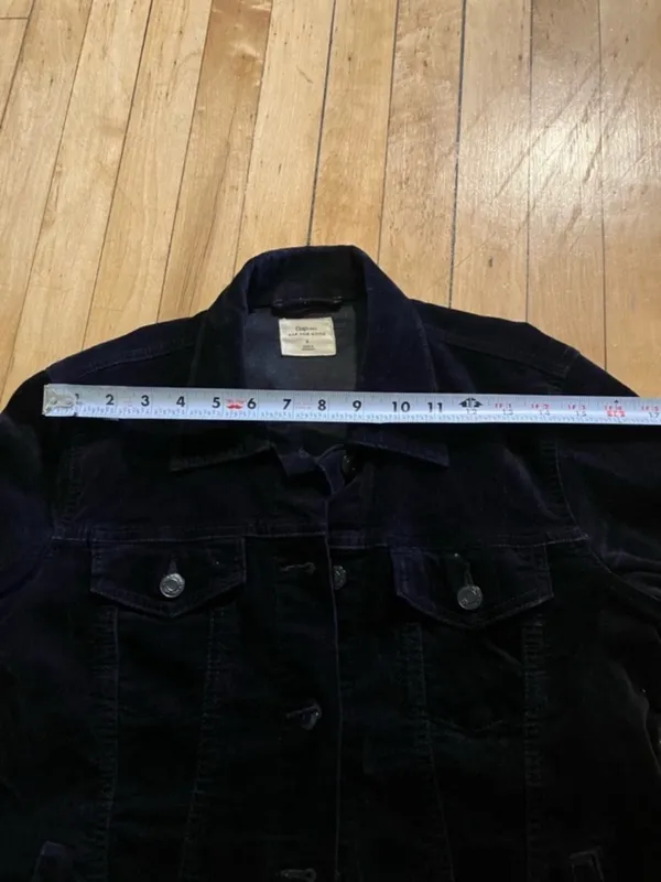 Gap Icon Velvet Jacket in True Black Small Collared Button Down Boxy Denim - Image 11