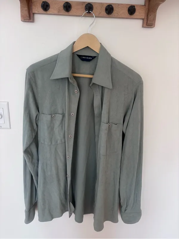 Vintage Van Heusen Button Down Shirt | Medium - Image 7
