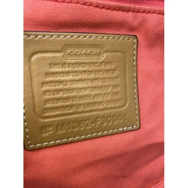 coach tote w shoulder w add on looney tunes tie mu - Image 11