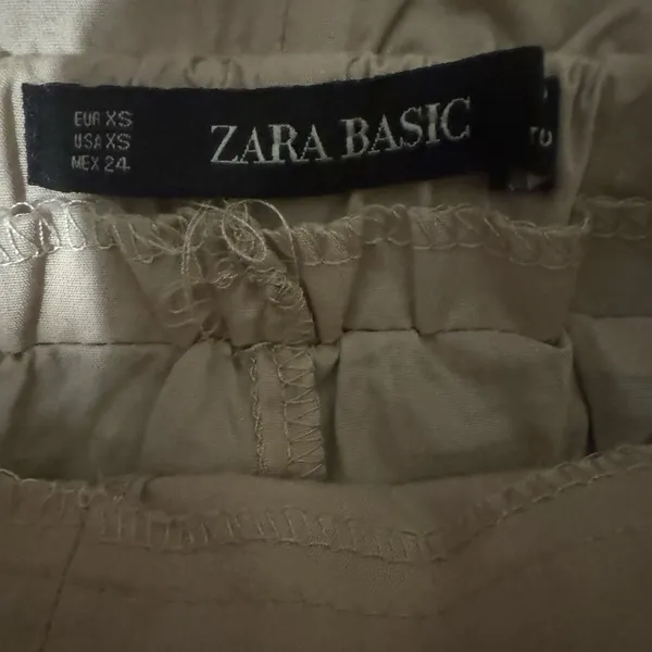 ZARA‎ BASIC Paper Bag Shorts Size XS - Image 3