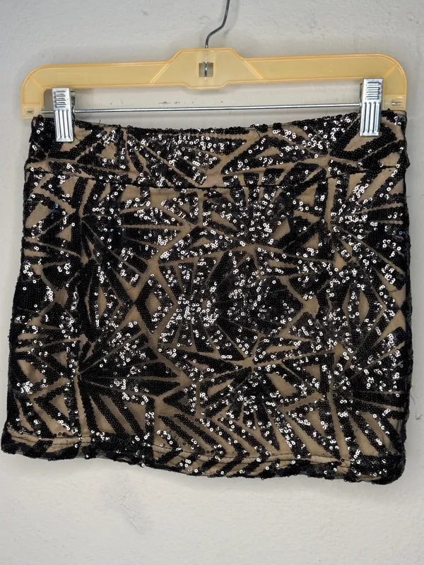Black Sequin Mini Skirt - Image 3