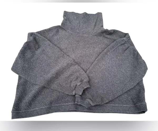 Lululemon Heather Gray Sweater Size XS/S - Image 3
