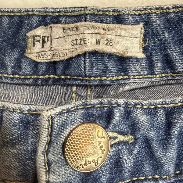Free People 28 Skinny Jeans Jet Pocket‎ Zip Low Rise Ankle Casual Work Office - Image 5