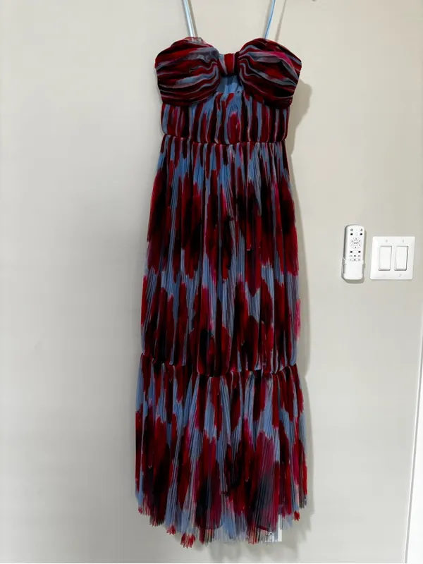 Hutch Micah Gown Red Size 2 - Image 2