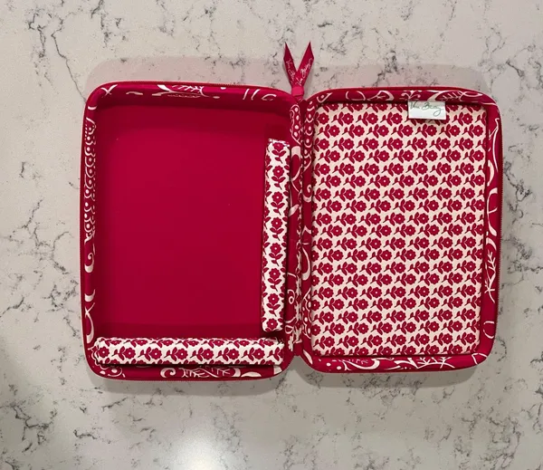 Vera Bradley IPad / Laptop Case - Image 2