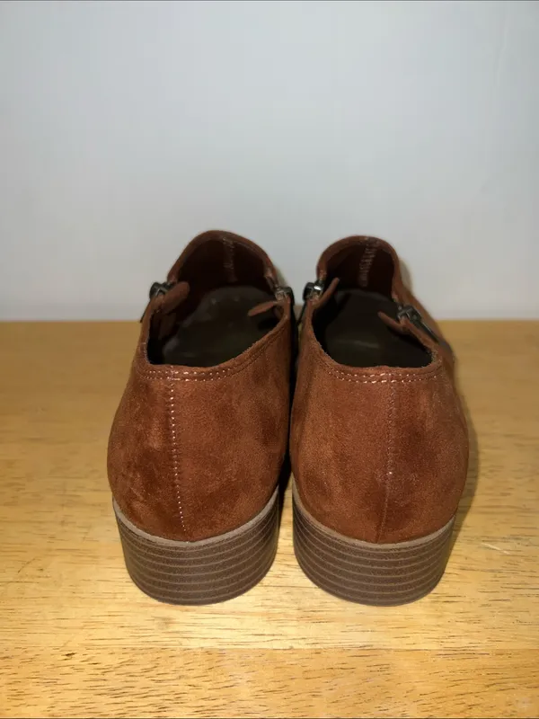 American Eagle Outfitters Chestnut Suede Slip-On Shoes with Side Zips - Image 4