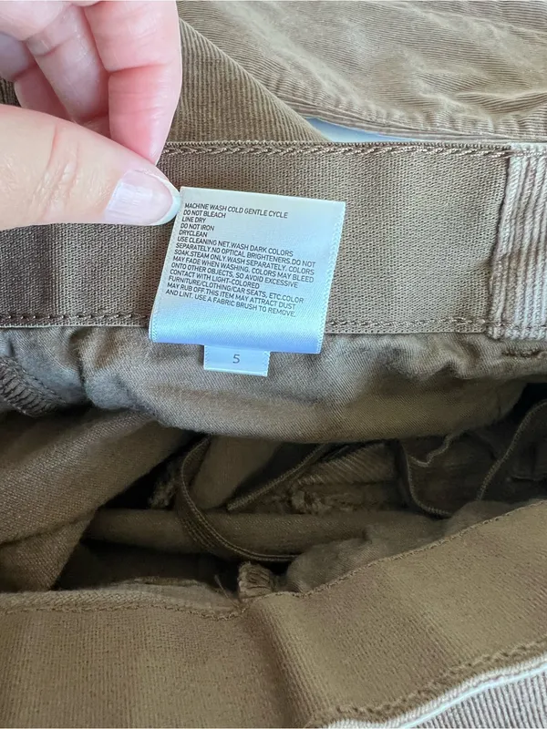 Uniqlo Women's Ezy Corduroy Low Rise Skinny Tapered Pants - Image 8