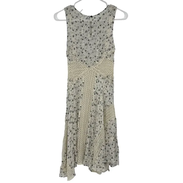 Floreat Anthropologie Windswept Floral Crochet Boho Dress‎ Viscose Size XS - Image 2