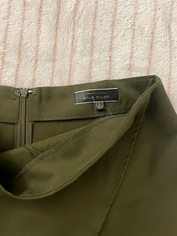 Blue Blush Wrap Olive Mini Skort - Image 5
