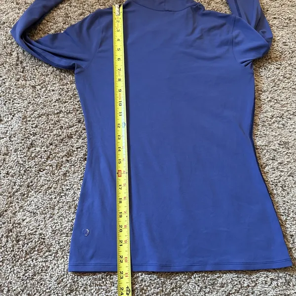 Lululemon Ethereal Long Sleeve Top Gatsby Blue Size 2 Or 4 NULU Fabric - Image 6
