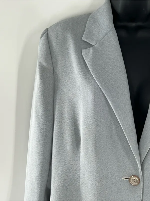 Vintage Women's Light Gray Single-Button Trench Coat-Size 12 - Image 3