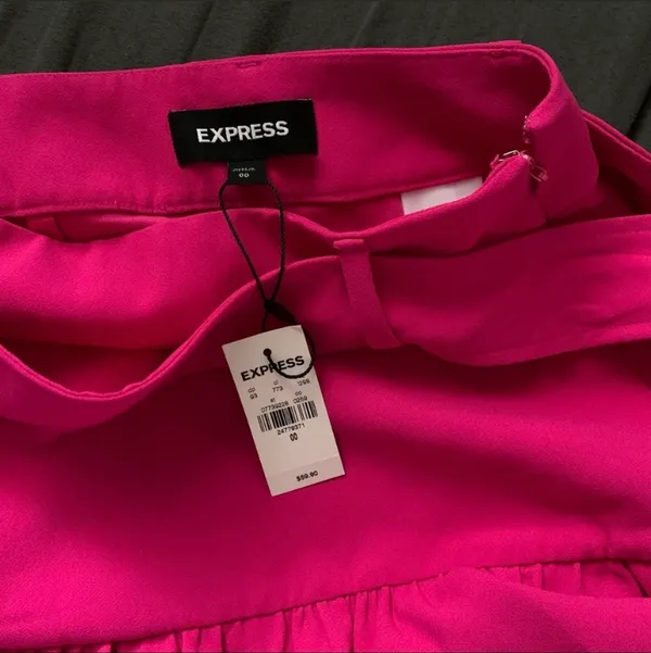 Express Hot Pink Skort - Image 3
