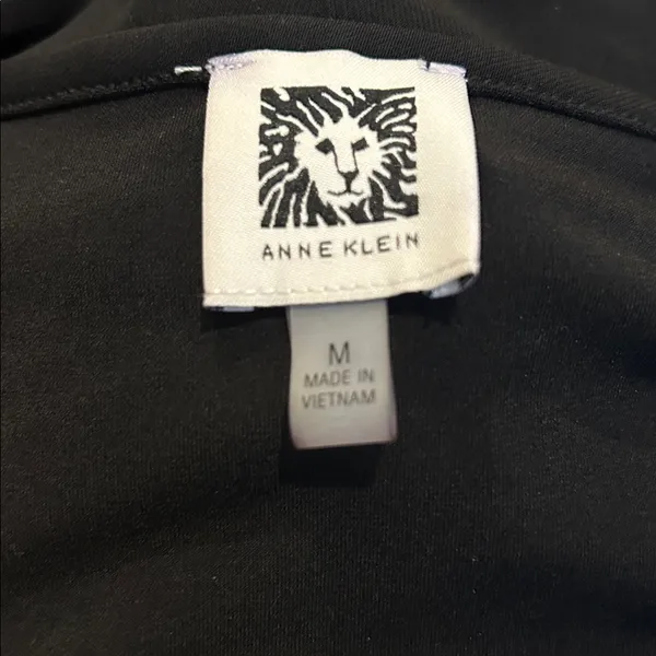 3/$15 ANNE KLEIN dressy black tank top - Image 5