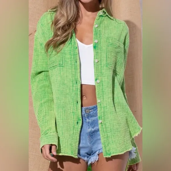 NWT Washing Wrinkled Green Gauze Button Down Shirt Size M - Image 2